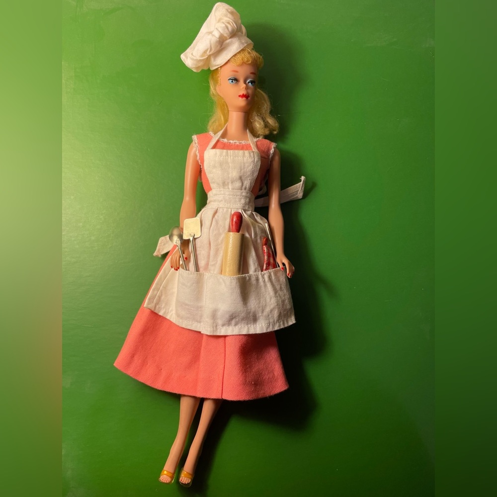 Vintage Barbie # 962. The “Barbie-Q” outfit.